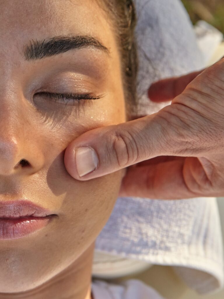 "is antonio bellomo doing Oil Fusion Massage"